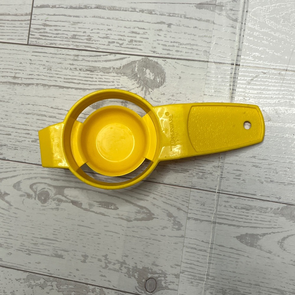 Vintage Tupperware Egg Separator Sun Yellow Plastic Kitchen Tool 779-1